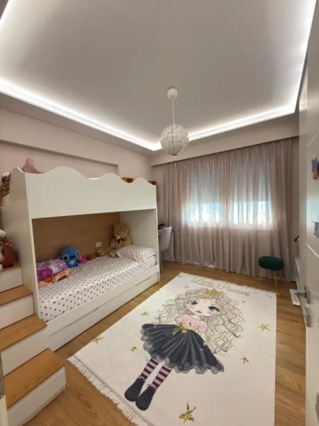 Tirane, shitet apartament 2+1 Kati 2, 102 m² 350.000 € (Komuna e Parisit)