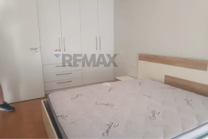 21 Dhjetori, Apartament 1+1 per qira 60000 Lek