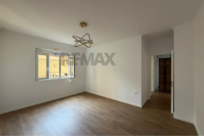 Laprake, Shesim Apartament 1+1 108.000 Euro