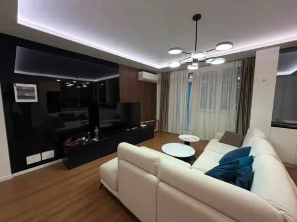 Tirane, jepet me qera apartament 2+1+Ballkon Kati 2, 95 m² 800 € (Liqeni i Thate)