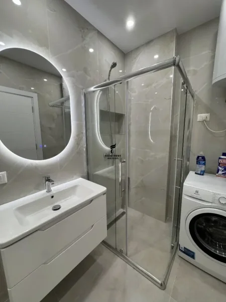 Tirane, jepet me qera apartament 1+1 Kati 4, 68 m² 600 € (JORDAN MISJA)