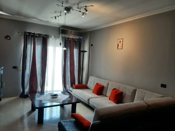 Tirane, jepet me qera apartament 2+1+Aneks+Ballkon Kati 8, 100 m² 550 € (ASTIR)