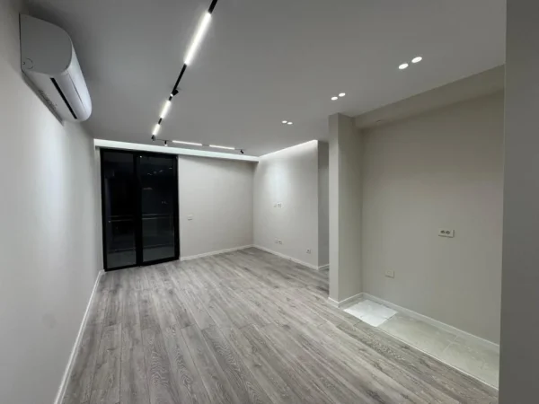 Tirane, jepet me qera apartament 2+1 Kati 11, 105 m² 1.100 € (Golden Tower Rezidence I Rruga Mine Peza)