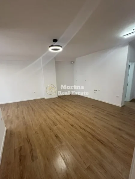 Tirane, jepet me qera apartament 2+1 Kati 0, (Shitet Apartament 21parkim Astir)