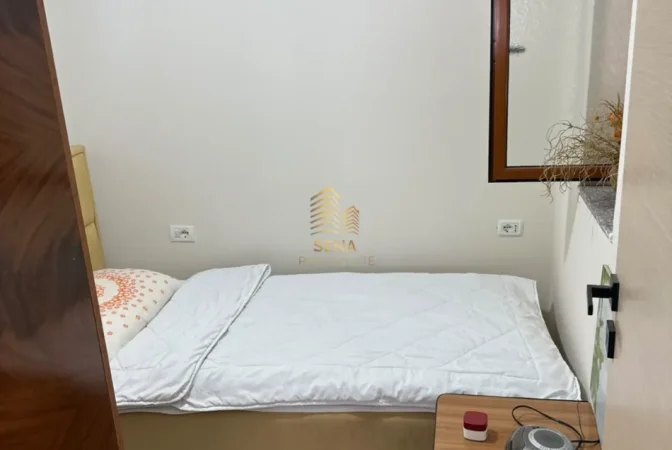 Tirane, jepet me qera apartament 2+1+Ballkon Kati 2, 80 m² 450 € (Fresk)