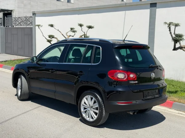 VOLKSWAGEN TIGUAN 2.0 NAFTE 👉 2009 👈 kambio MANUALE - 4 X 4 7.300 Lek