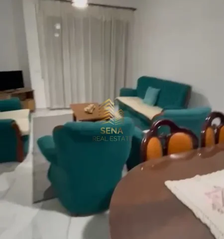Tirane, jepet me qera apartament 1+1 Kati 1, 82 m² 500 € (5 Maji)