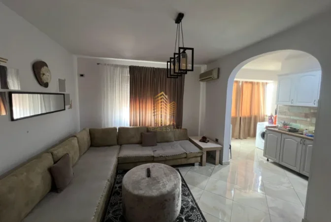 Tirane, shitet apartament 1+1+Ballkon Kati 6, 60 m² 95.000 € (Laprake)