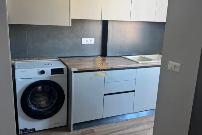 Tirane, jepet me qera apartament 1+1+Ballkon Kati 6, 60 m² 650 € (Vasil Shanto)
