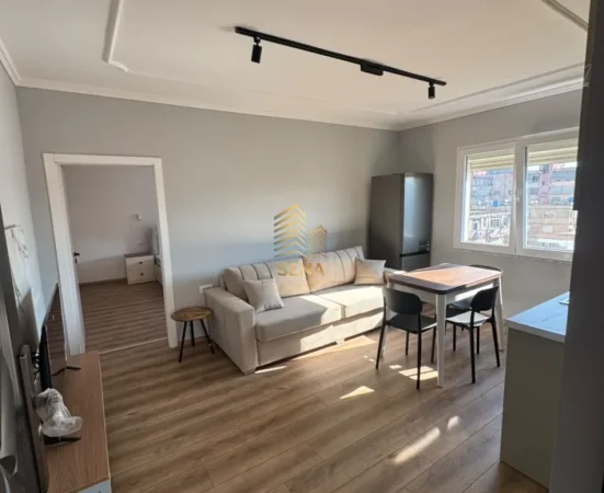 Tirane, jepet me qera apartament 1+1 Kati 6, 50 m² 550 € (Vasil Shanto)