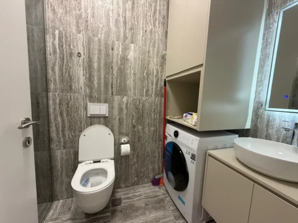 Tirane, jepet me qera apartament 2+1 Kati 9, 116 m² 1.150 € 