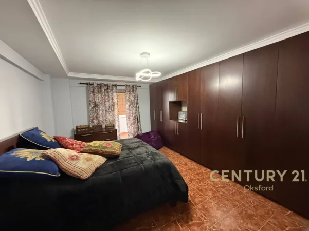 Tirane, shitet apartament 2+1+Ballkon Kati 10, 107 m² 157.000 € 