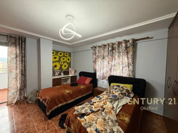 Tirane, shitet apartament 2+1+Ballkon Kati 10, 107 m² 157.000 € 