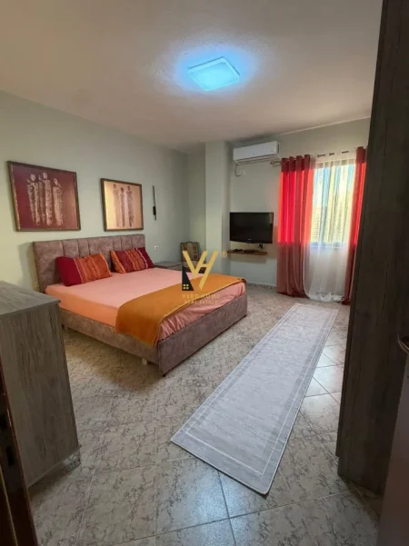 Tirane, jepet me qera apartament 2+1+Ballkon Kati 6, 110 m² 720 € (MYSLYM SHYRI)
