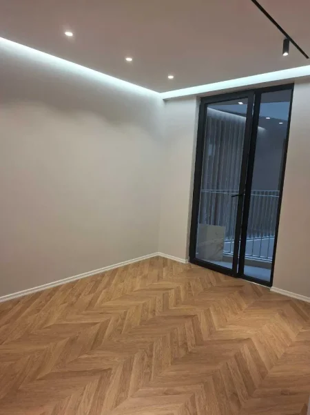 Tirane, jepet me qera 2+1+Ballkon Kati 3, 116 m² 1.000 €