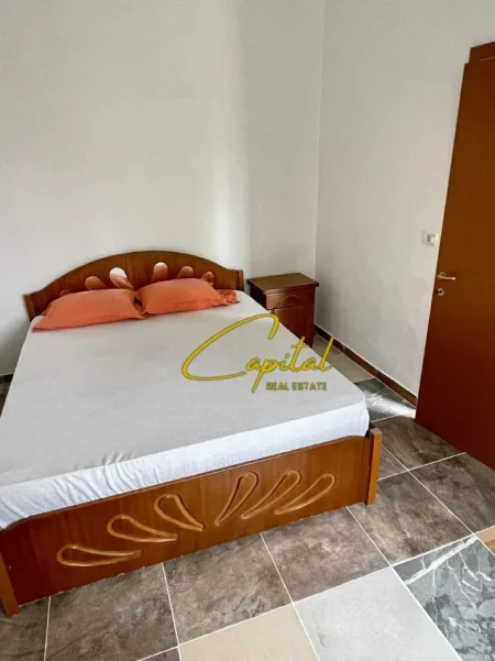 Tirane, jepet me qera apartament 2+1 Kati 2, 60 m² 400 € (5 MAJI)