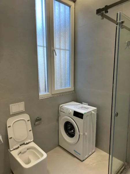 Tirane, jepet me qera apartament 2+1 Kati 0, 80 m² 600 € (don bosko)