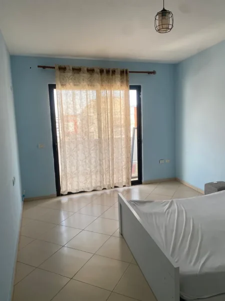 Tirane, jepet me qera apartament 2+1 Kati 8, 80 m² 450 € (rruga teodor keko)