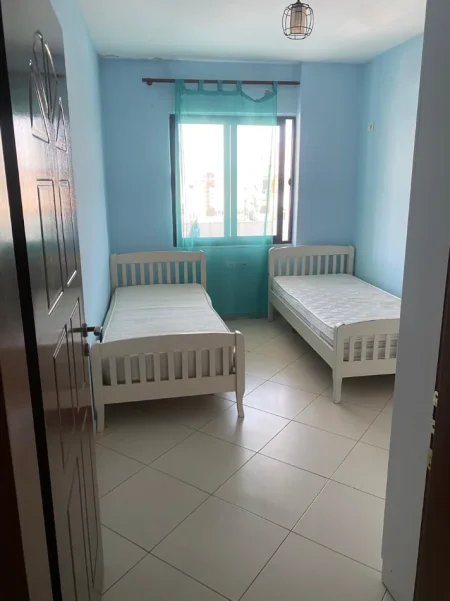 Tirane, jepet me qera apartament 2+1 Kati 8, 80 m² 450 € (rruga teodor keko)