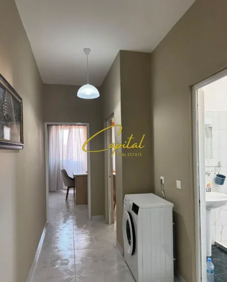 Tirane, jepet me qera apartament 2+1 Kati 6, 110 m² 500 € (RRUGA E KAVAJES)