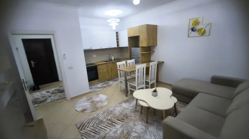 Tirane, jepet me qera apartament 1+1+Aneks+Ballkon Kati 8, 63 m² 470 € (Yzberisht)