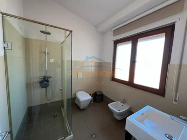 Qera,Duplex + Post Parkimi, Liqeni i Thate, Tirane 0696069906