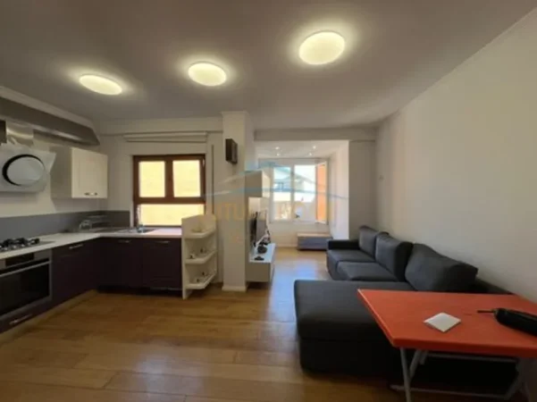 Qera,Duplex + Post Parkimi, Liqeni i Thate, Tirane 0696069906