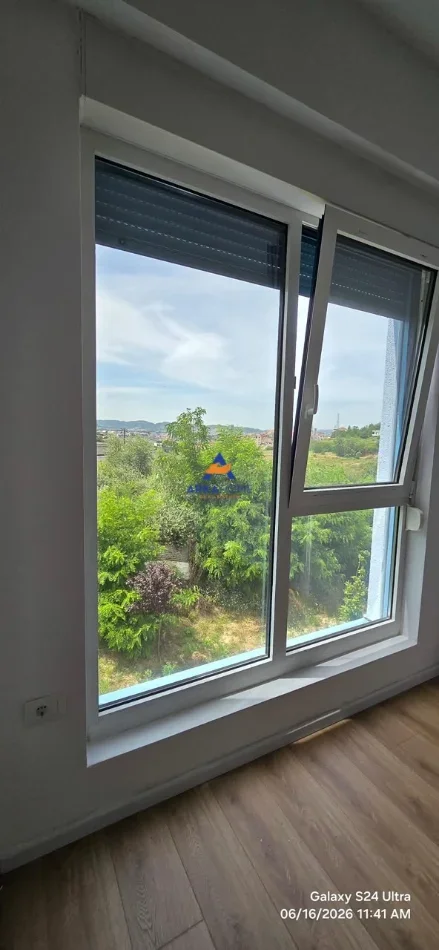 Tirane, jepet me qera apartament 1+1+Ballkon Kati 3, 62 m² 321 € 