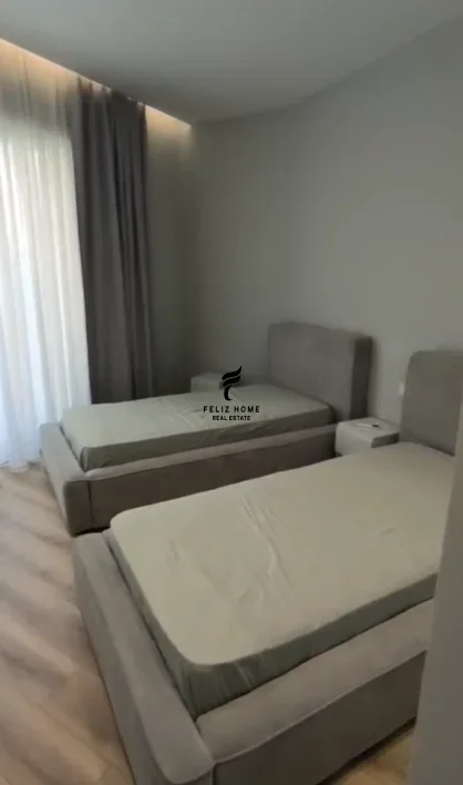 Tirane, jepet me qera apartament 3+1 Kati 0, 100 m² 1.800 € (LIQENI I THATE)