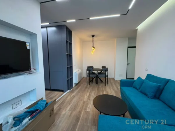 Tirane, jepet me qera apartament 2+1 Kati 4, 98 m² 900 € (tregu elektrik)