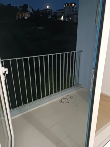 Tirane, jepet me qera nga Pronari, pa-komision apartament 1+1+Ballkon Kati 3, 51 m² 37.000 leke