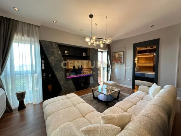 Tirane, jepet me qera apartament 3+1+Ballkon Kati 14, 140 m² 2.500 € (rruga e kavajes)