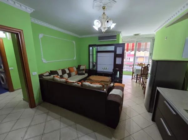 Tirane, jepet me qera apartament 2+1 Kati 2, 120 m² 550 € (Rruga Mikel Maruli)