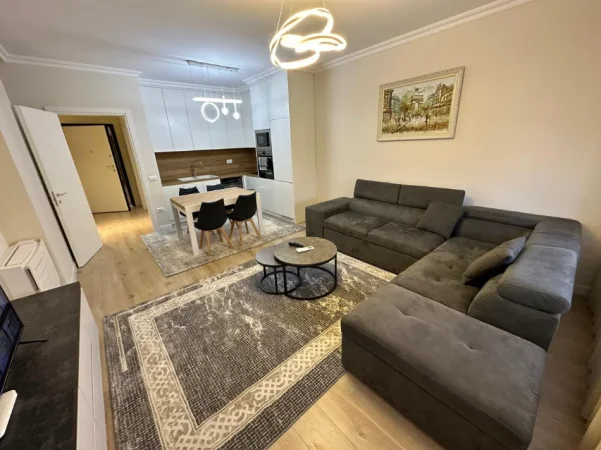 Tirane, jepet me qera apartament 2+1+Ballkon Kati 2, 115 m² 1.000 € (Pazari i Ri)