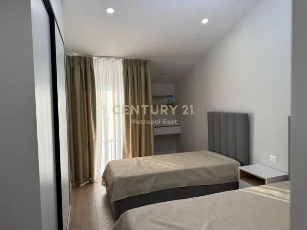 Tirane, jepet me qera Vile Vile 2 Katshe Kati 2, 256 m² 1.300 € 