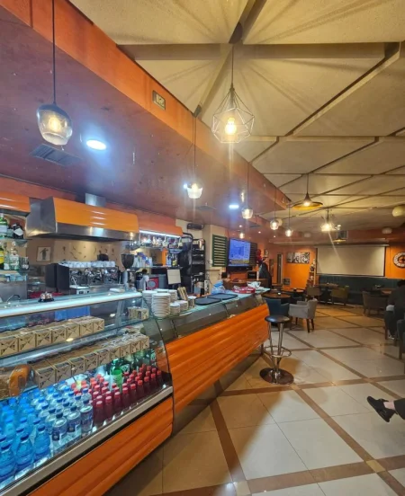 Tirane, shitet ambjent biznesi Kati 1, 118 m² 540.000 € (Blloku)