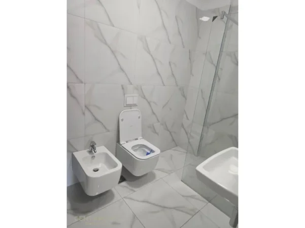 Tirane, shes zyre Kati 6, 74 m² (Rruga e Kavajes)