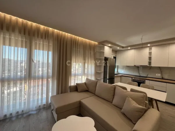 Tirane, jepet me qera apartament 1+1 Kati 4, 57 m² 600 € (Bulevardi i Ri)