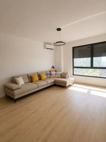 Tirane, jepet me qera apartament 2+1+Ballkon Kati 7, 85 m² 750 € 