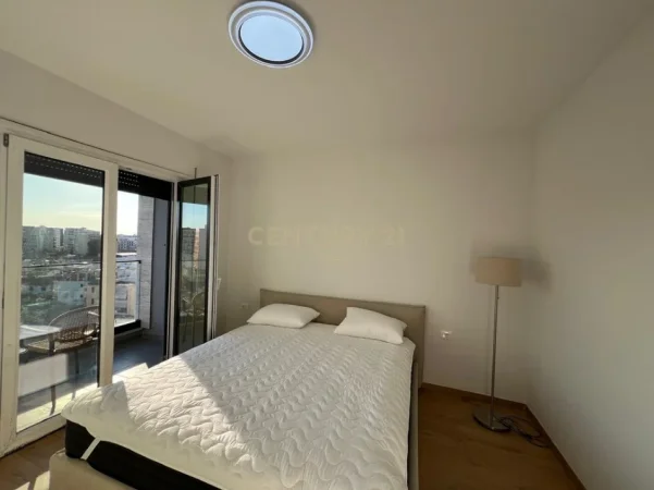 Tirane, jepet me qera apartament 1+1 Kati 6, 52 m² 550 € (Jordan Misja)