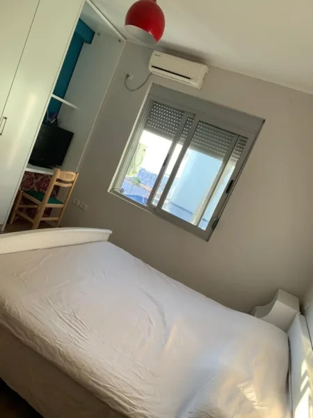 Kavaje, jepet me qera apartament 1+1 Kati 2, 69 m² 450 € (Shkembi i Kavajes)