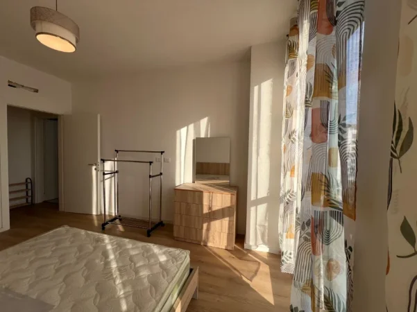 Tirane, jepet me qera apartament 1+1 Kati 4, 80 m² 550 € (Platinum Residence, Bulevardi i Ri)