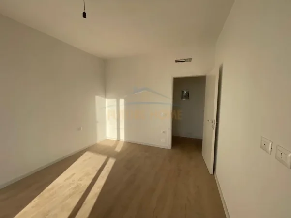 Tirane, shitet apartament 1+1 Kati 3, 80 m² 195.755 € (Platinum Residence, Bulevardi i Ri)