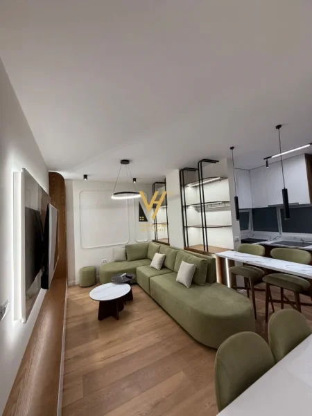 Tirane, jepet me qera apartament 1+1+Ballkon Kati 6, 75 m² 970 € (STACIONI I TRENIT)