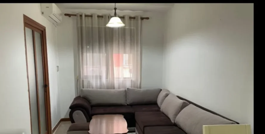 Tirane, shitet apartament 1+1 , 50 m² 155.440 € (myslim shyri)