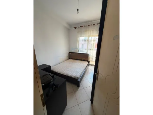 Tirane, shitet apartament 2+1 Kati 7, 79 m² 106.500 € 