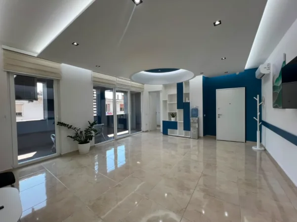 Tirane, jepet me qera ambjent biznesi Kati 3, 130 m² 1.500 € (rruga e durresit)