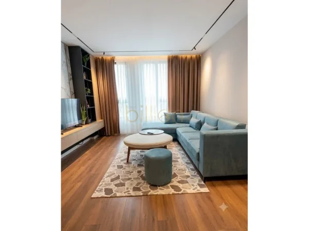 Tirane, jepet me qera apartament 1+1 Kati 7, 67 m² 800 € (Jordan Misja)