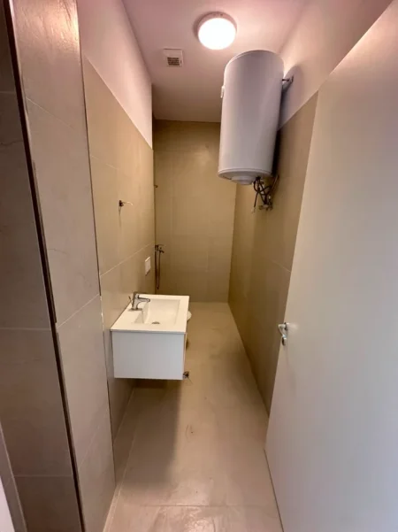 Vlore, shitet apartament 1+1+Ballkon Kati 2, 310.000 € (Dhermi,Vlore)