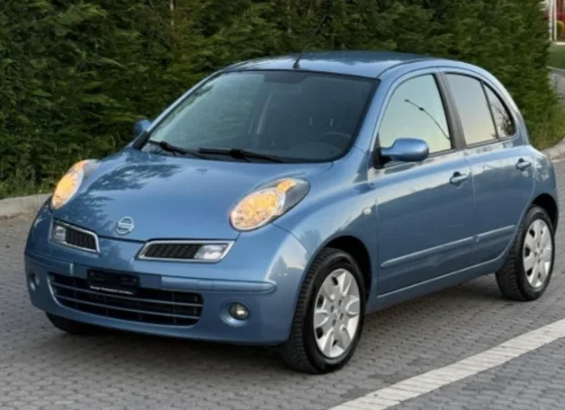 🇨🇭Nissan mikra 2009 Benzin,  automat Kondicioner 19.0000 km 3.300 €
